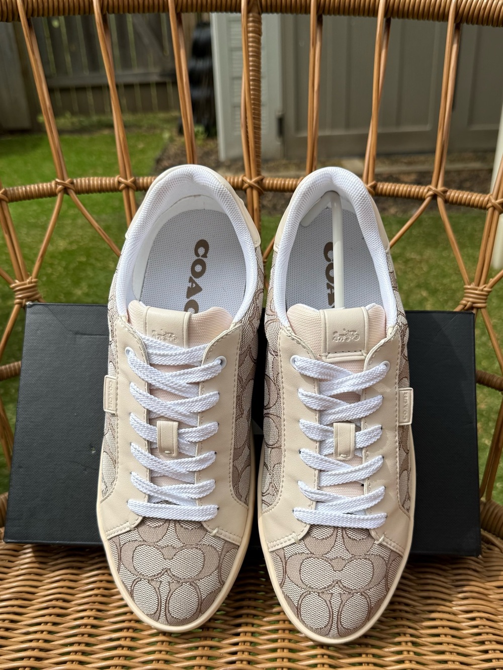 Coach Beige and Cream Signature Low-Top Sneakers - Picture 12 of 13